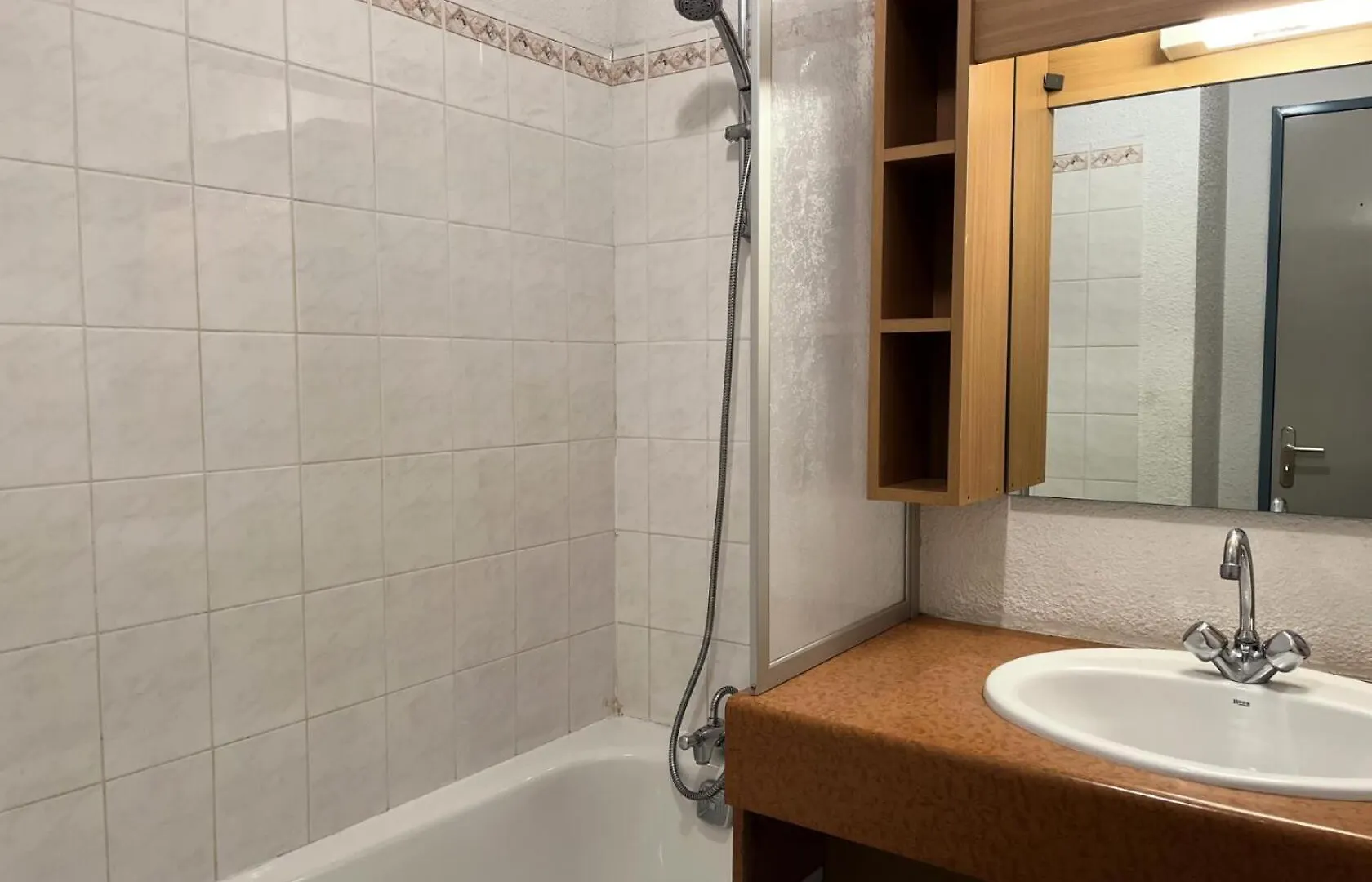 Germ Residence Balcons Du Soleil 1 - T2/6Pers Balcons Du Soleil 42- Peyresourde Mae-9394 דירה